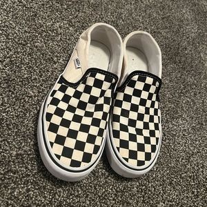 Women’s black and white checkered vans. Size 6.